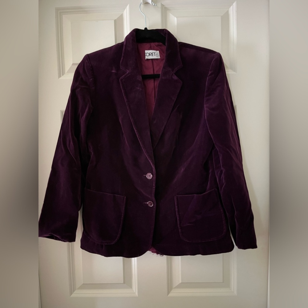 Vintage Women’s Koret Purple Plum Velvet Blazer subtle padded shoulders USA M